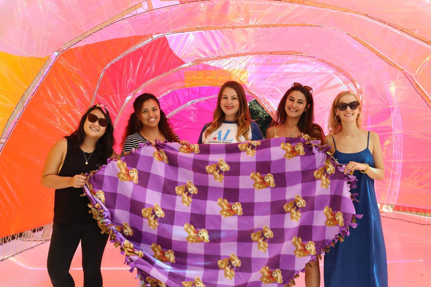 ypg-group-shot_second-home_blankets